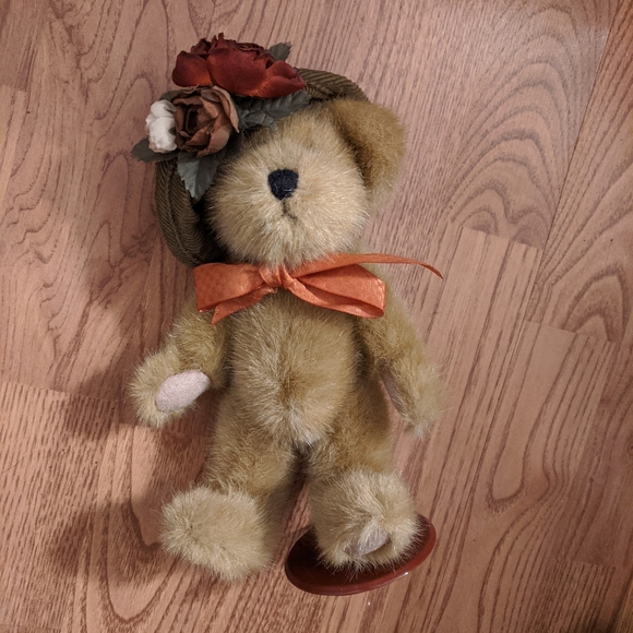 Boyd's Bear Sage Leafowitz Bear w/ Stand ... NWT - Picture 6 of 8